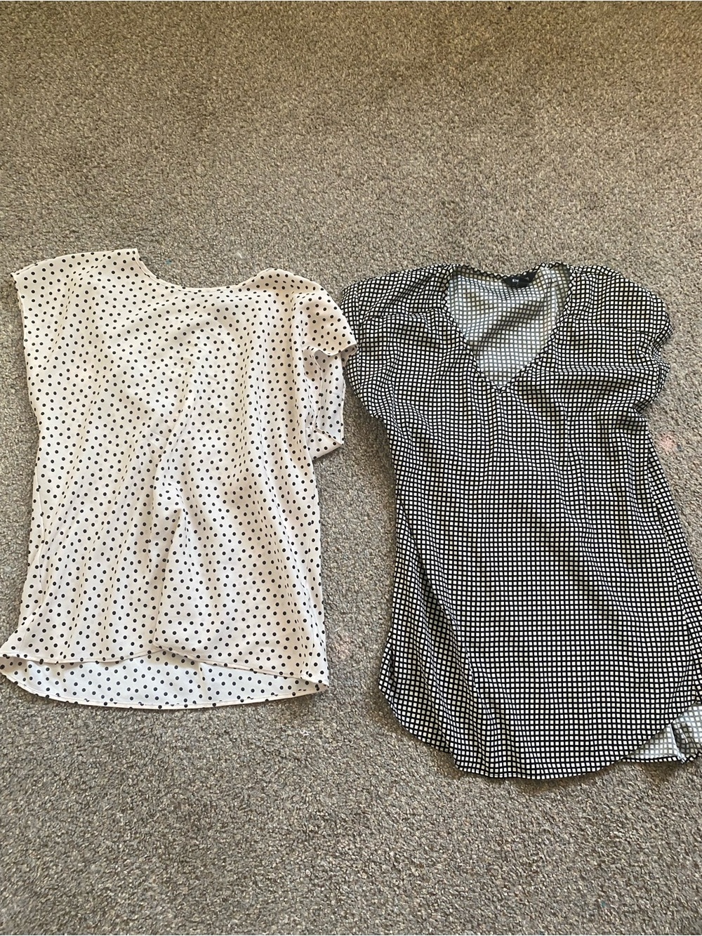 Lot bundle of 2  express gramercy tops White/Black